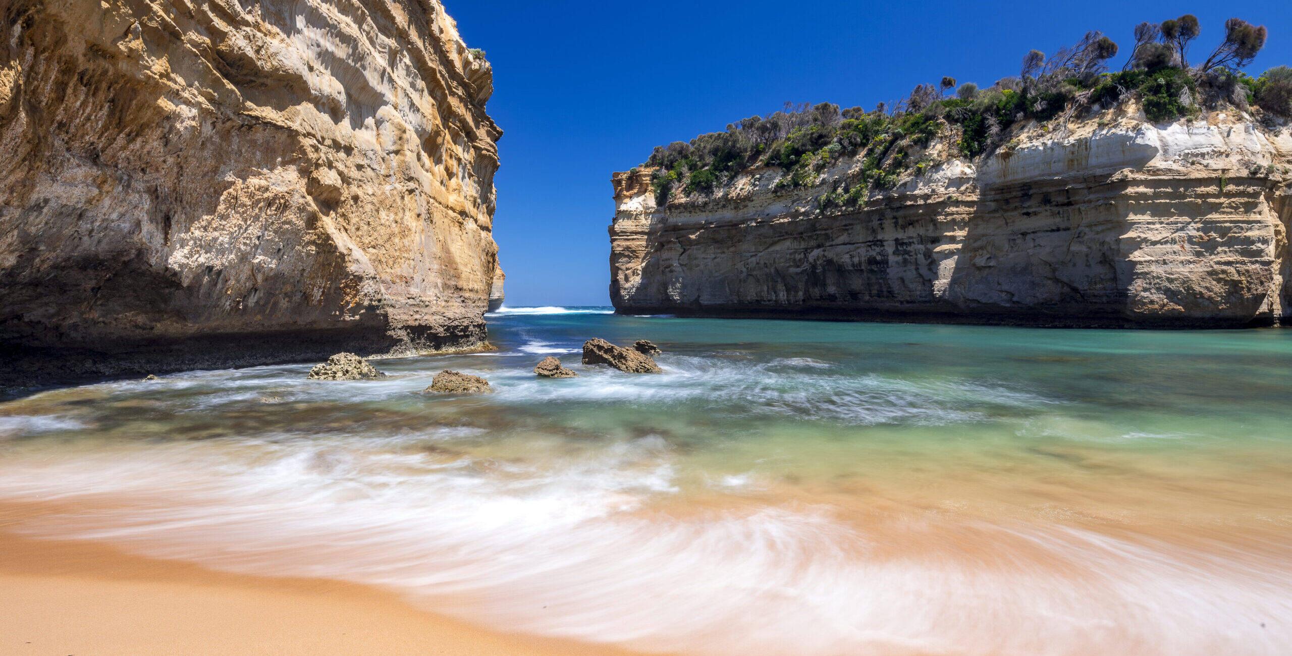 beautiful-view-of-the-loch-ard-gorge-port-victori-2023-11-27-05-10-26-utc (1)