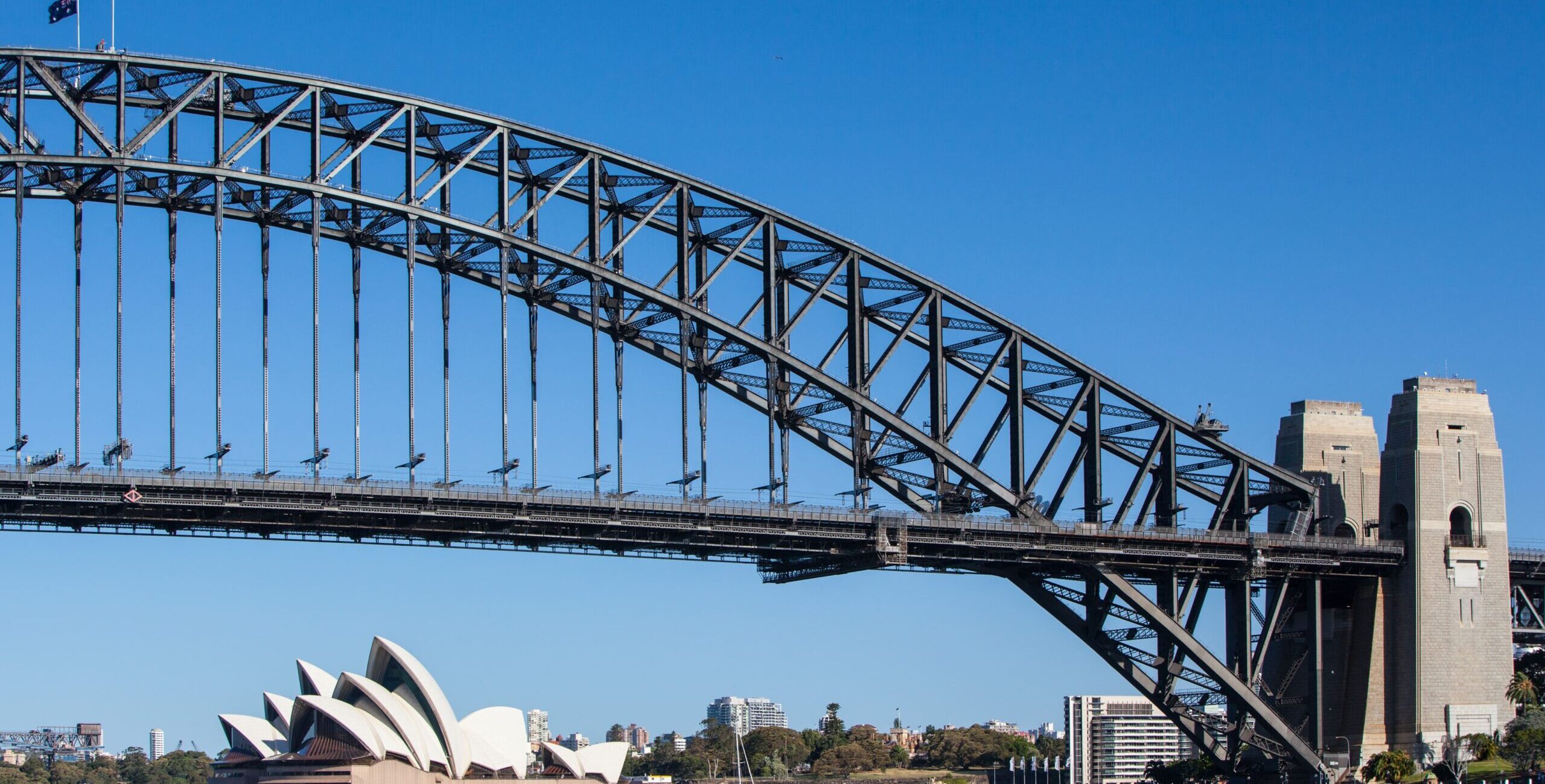 sydney-harbour-bridge-on-a-clear-day-2023-11-27-04-46-11-utc (1)